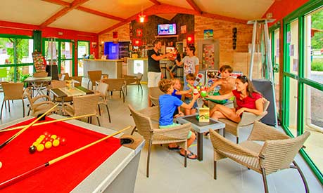 camping avec bar Perigord