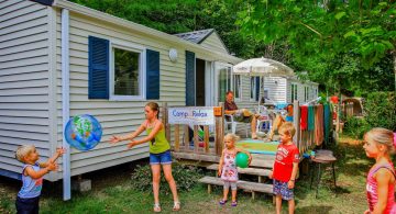 Mobil-home camping familial Dordogne