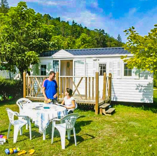 Mobil-home camping familial Dordogne